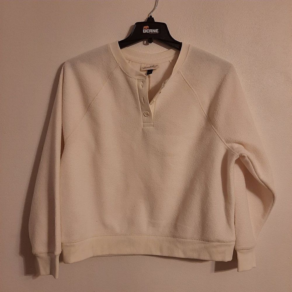 Universal thread long sleeve lightweight sherpa Henley shirt cream medium